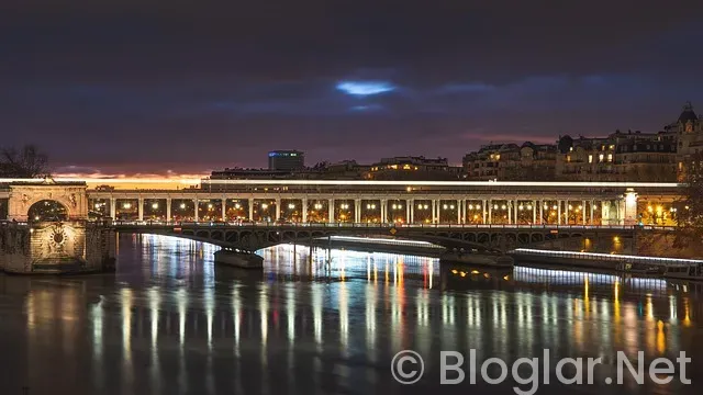 BİR MİLYON TAKİPÇİSİ OLAN YOUTUBER NE KADAR KAZANIR BİR MİLYON TAKİPÇİSİ OLAN YOUTUBER NE KADAR KAZANIR