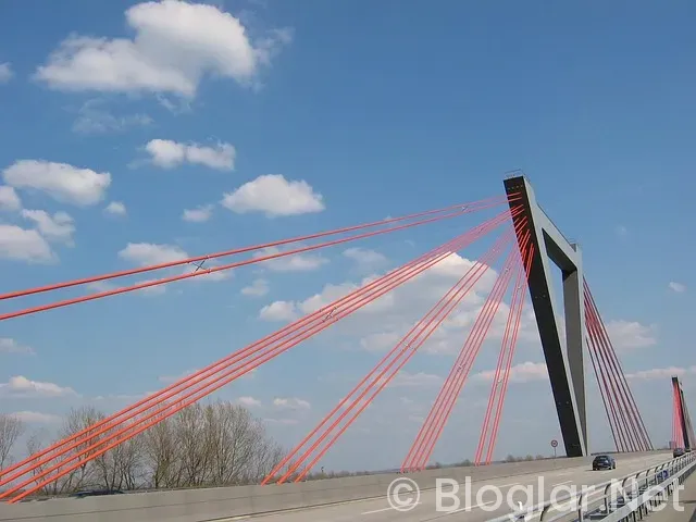 Kanal D Uzak Şehir 40 bölüm fragmanı Kanal D Uzak Şehir 40 bölüm fragmanı